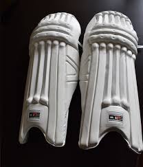 How to choose the right batting pads for comfort & protection